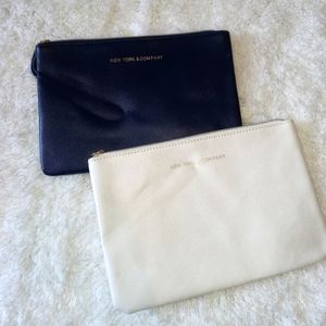 NY&Co. Set of Two Wristlets Leather Navy and White